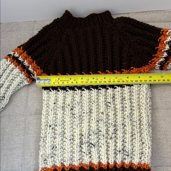 Chunky Knit Sweater with Stripes vintage. Hand made. - Picture 4 of 4